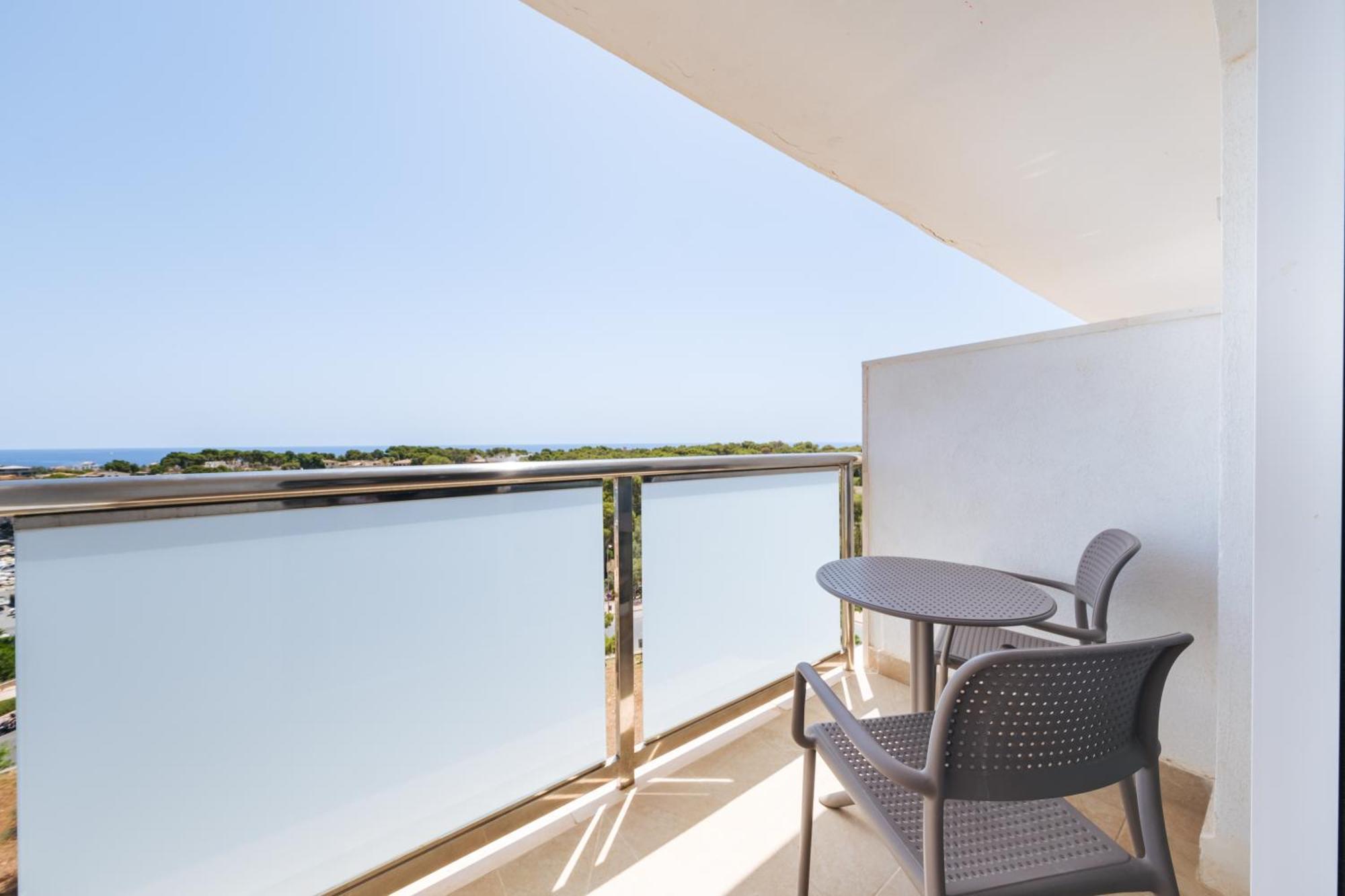 Hotel Ankaa - Adults Only Porto Cristo Room photo
